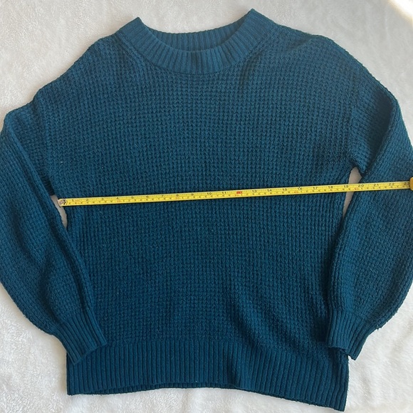 American Eagle Women's Knit Blue Sweater - Picture 3 of 5